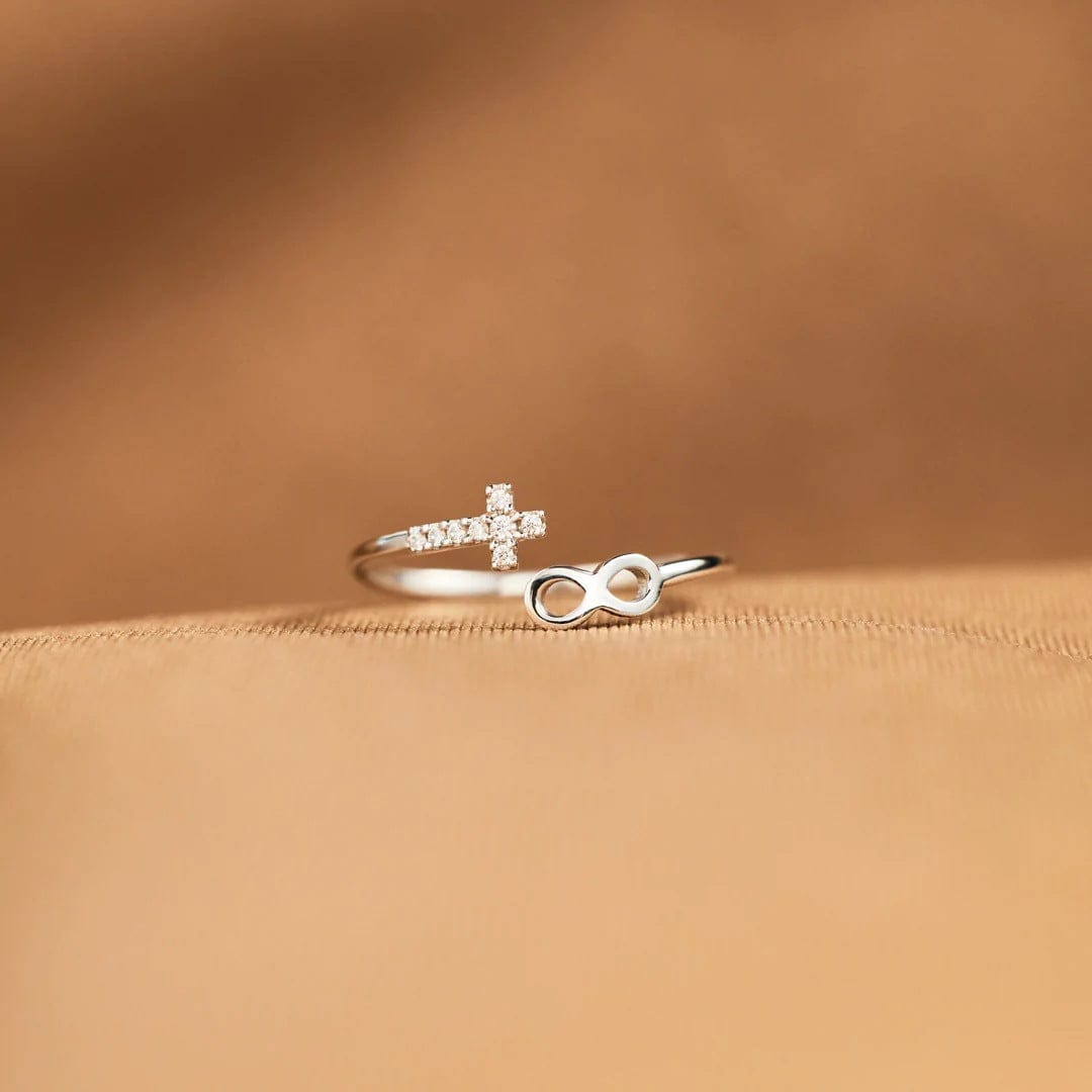 El anillo eterno — banda de plata de fe e infinito (ajustable)