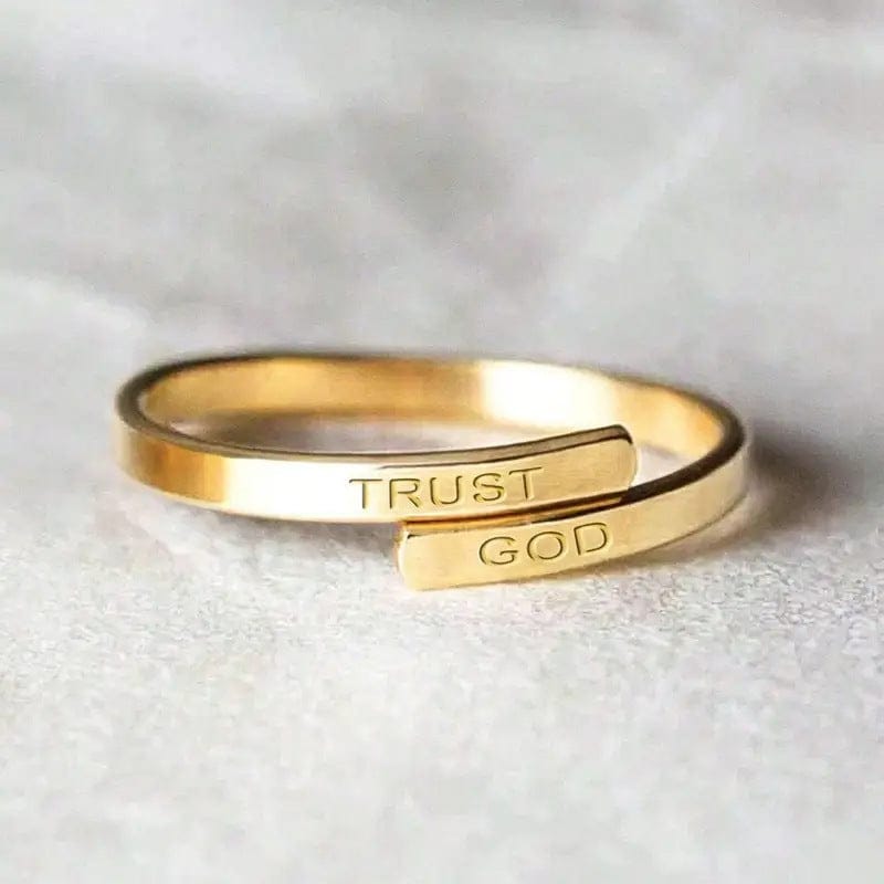 El anillo de la confianza — Grabado «Confía en Dios» (ajustable)