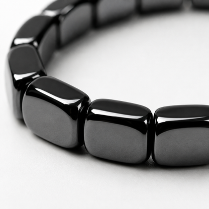 Aurelia™ | Pulsera energética de hematita imperial