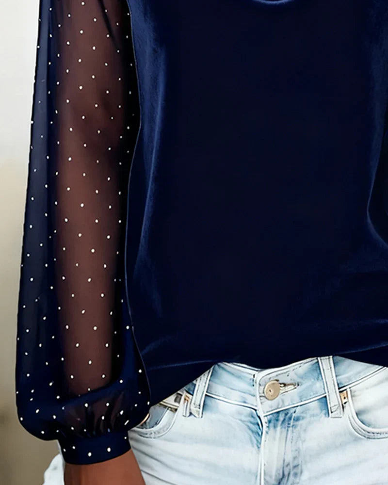 Amelia Blouse | Elegante satijnen top met gedrapeerde hals - Aurora Classics