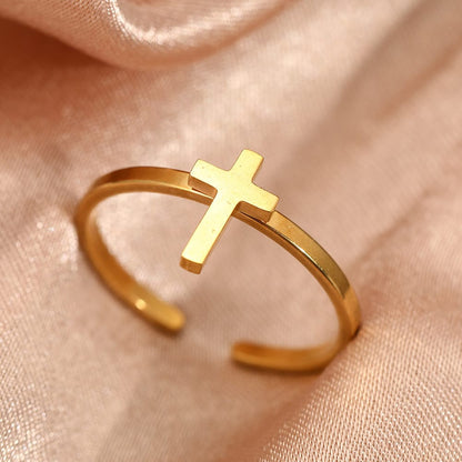 El anillo Cornerstone — Banda con parte superior en forma de cruz (ajustable)