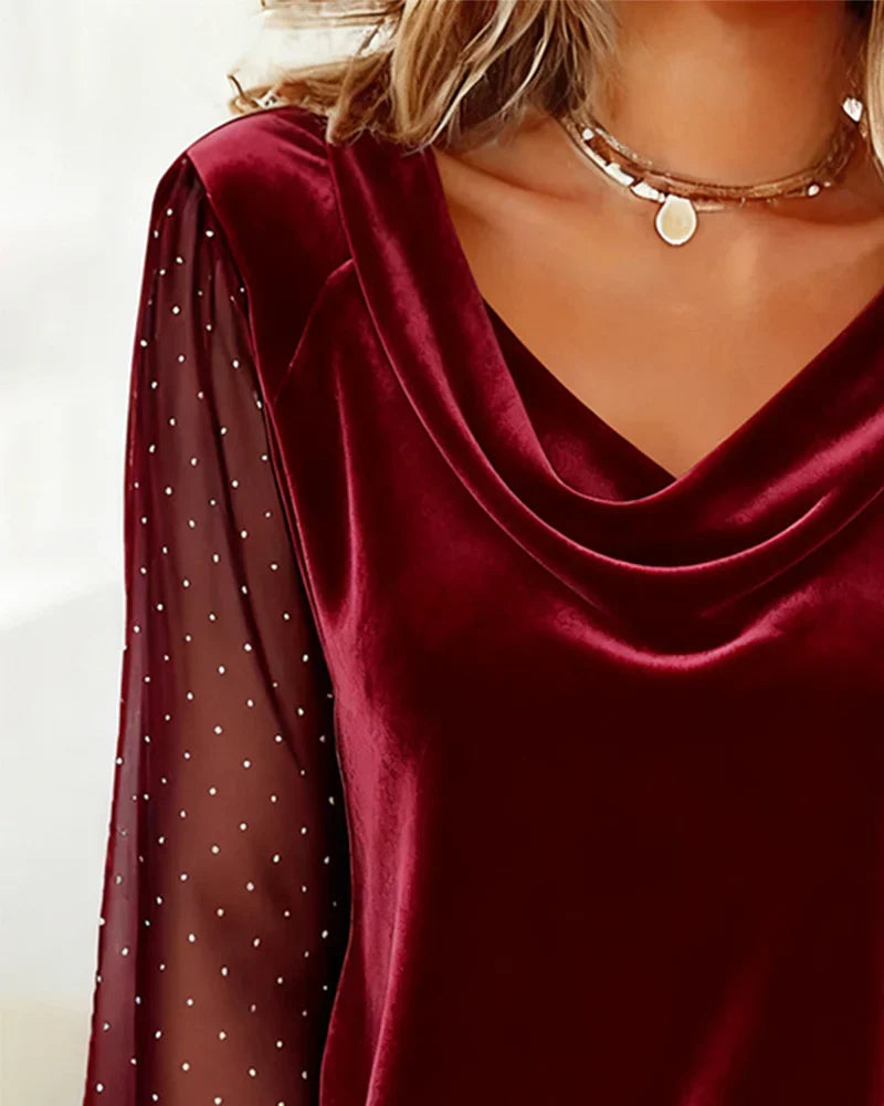 Amelia Blouse | Elegante satijnen top met gedrapeerde hals - Aurora Classics