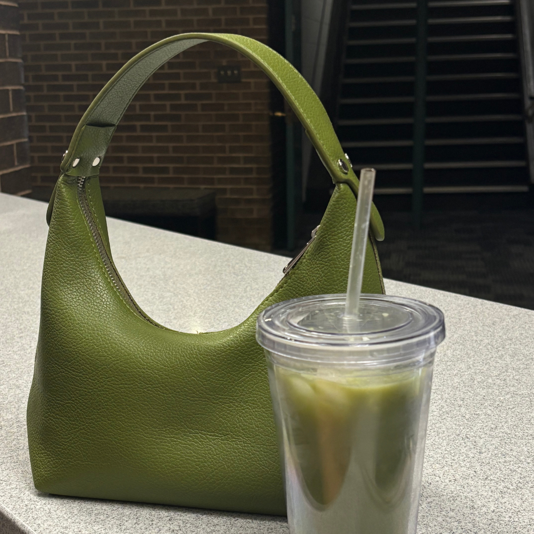 Bolso Hobo "Layla" Silueta Media Luna