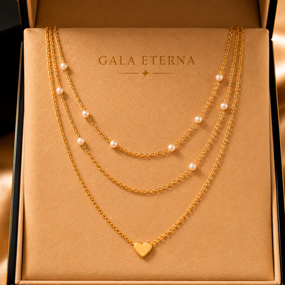 COLLAR TRIPLE CAPAS CORAZÓN DORADO