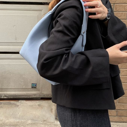 Bolso Hobo "Layla" Silueta Media Luna