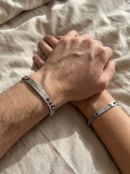 Cadena – Pulsera cubana de eslabones con placa de identificación y grabado
