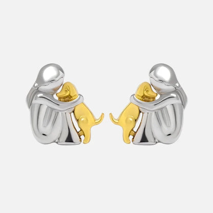 Los aretes Hug — plata y