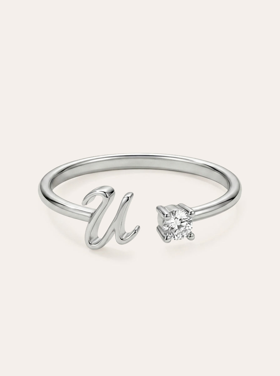 Valentia – Anillo con letra y circonitas