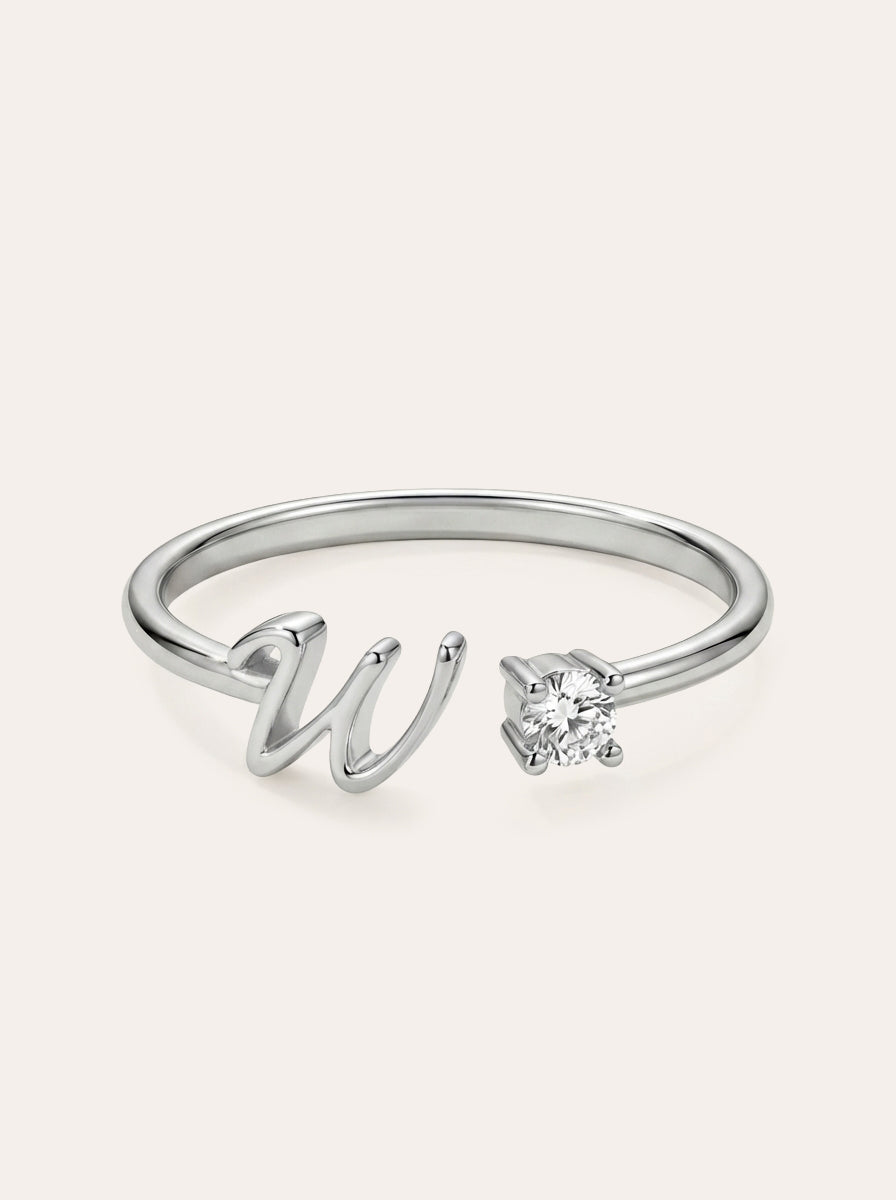 Valentia – Anillo con letra y circonitas