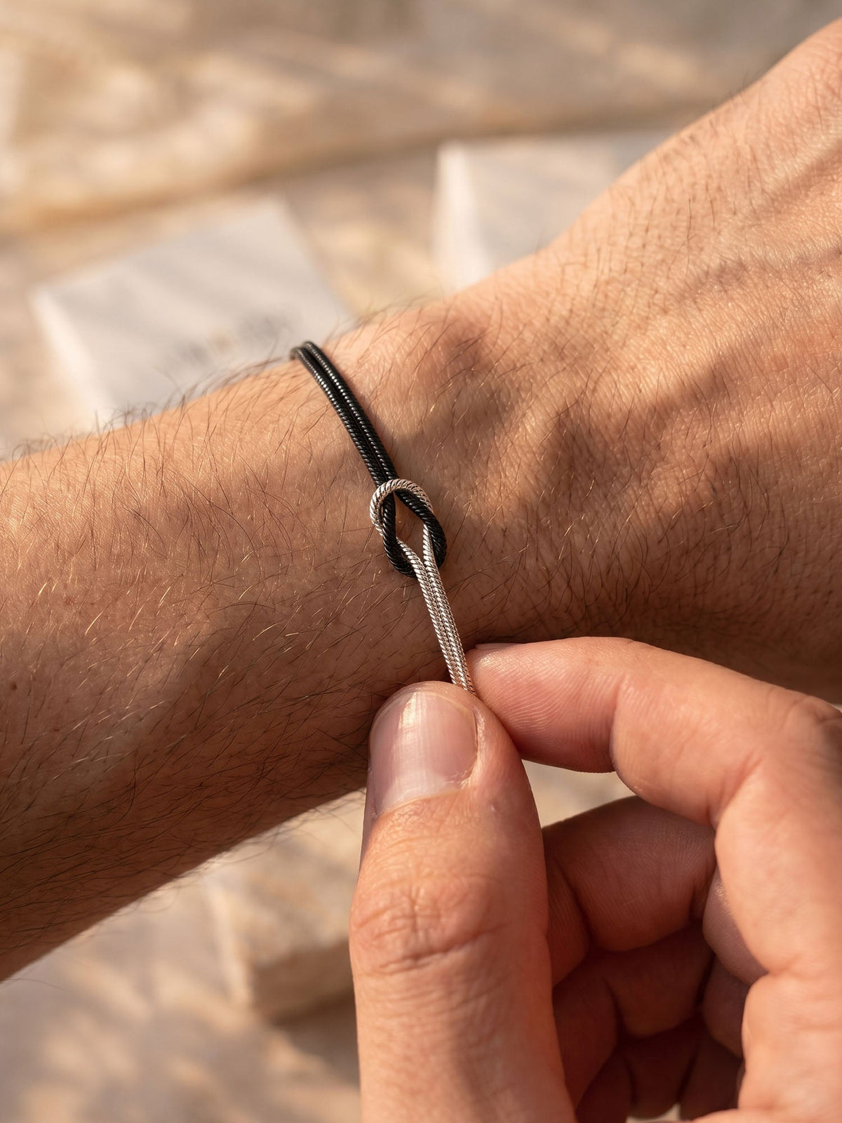 Nudo de amor: pulsera de pareja con nudo