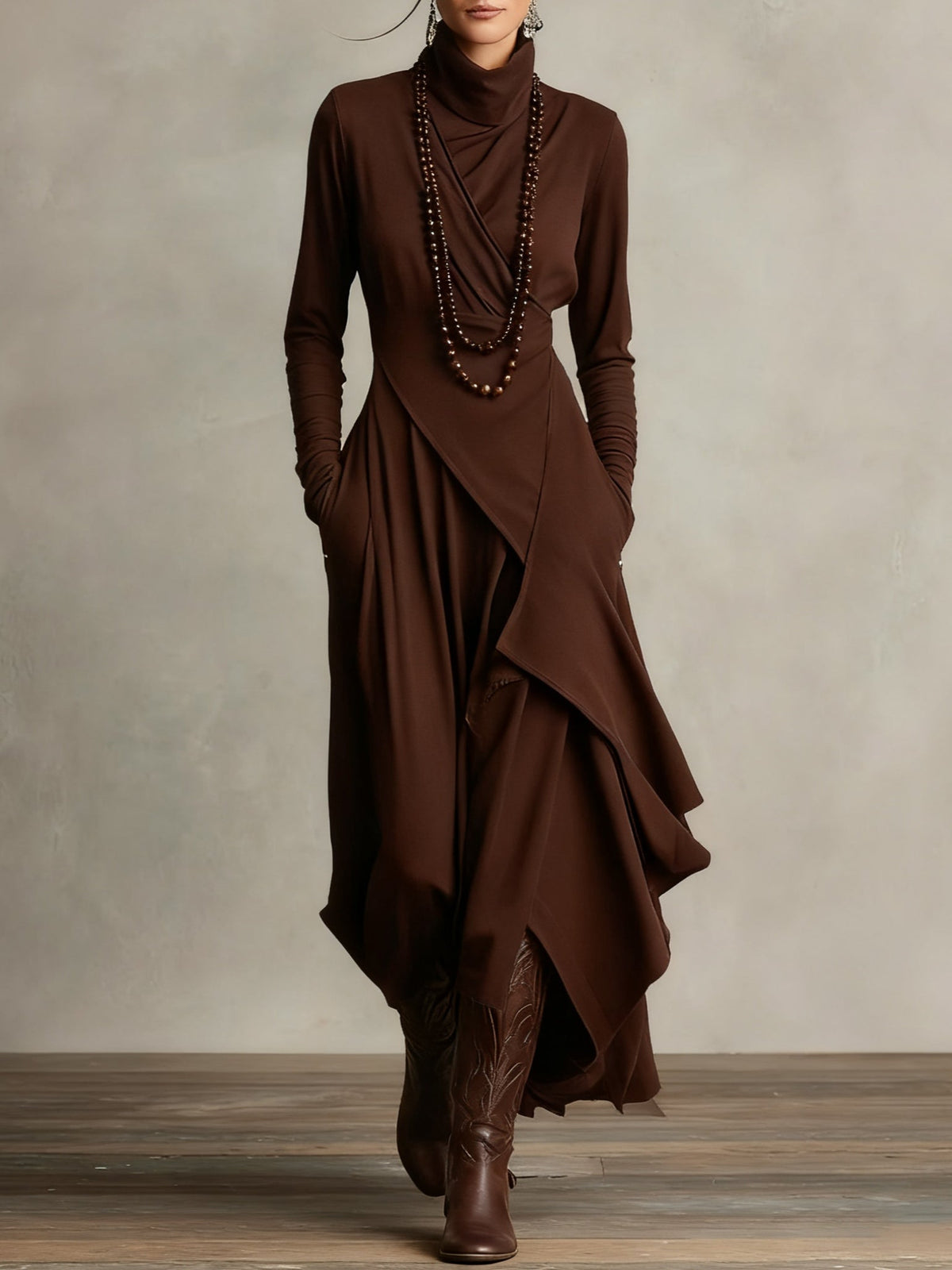 Vestido Eloísa - Diseño Asimétrico de Cuello Alto