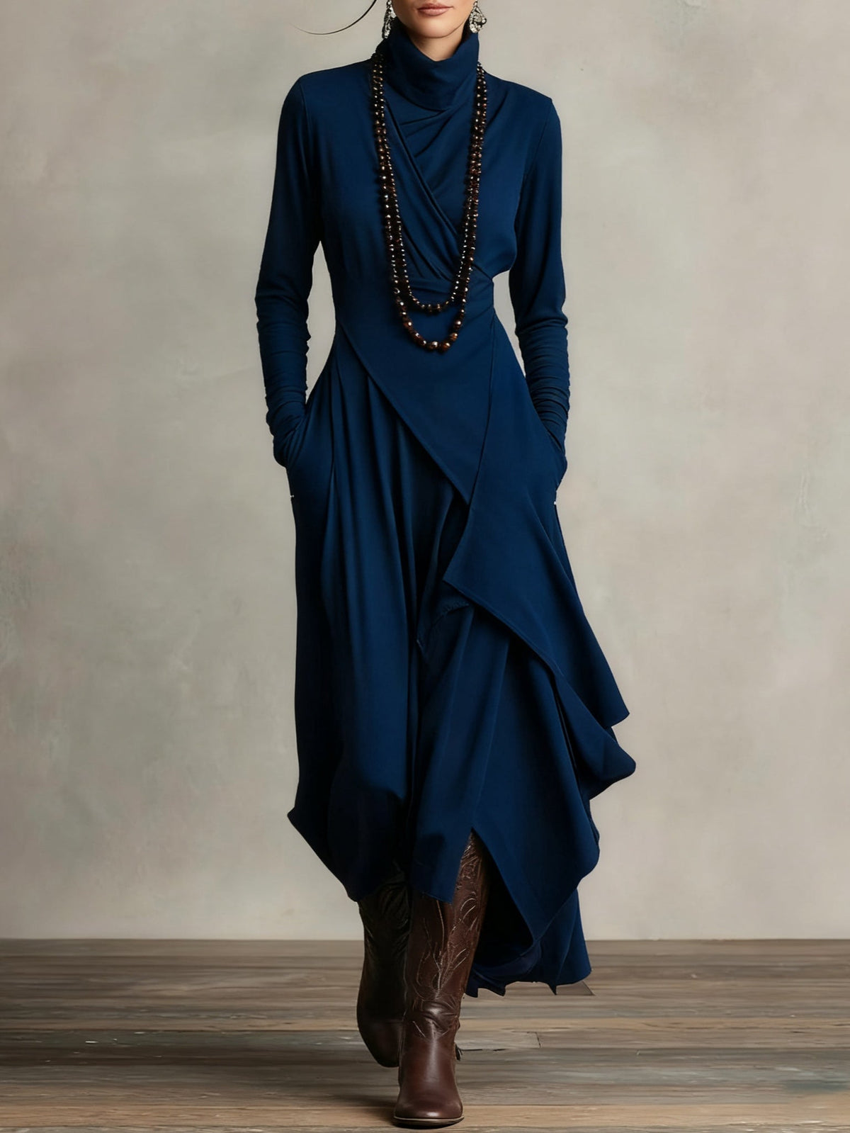 Vestido Eloísa - Diseño Asimétrico de Cuello Alto