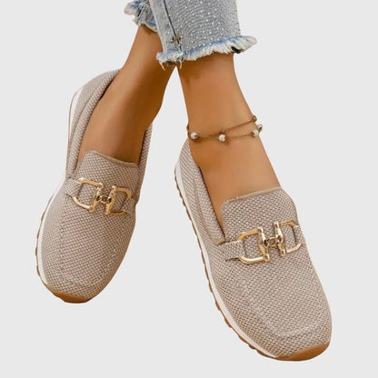 Mocasines Susana - Diseño Híbrido con Detalle Dorado