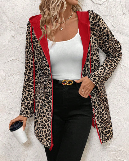 Parka reversible con capucha y estampado de leopardo
