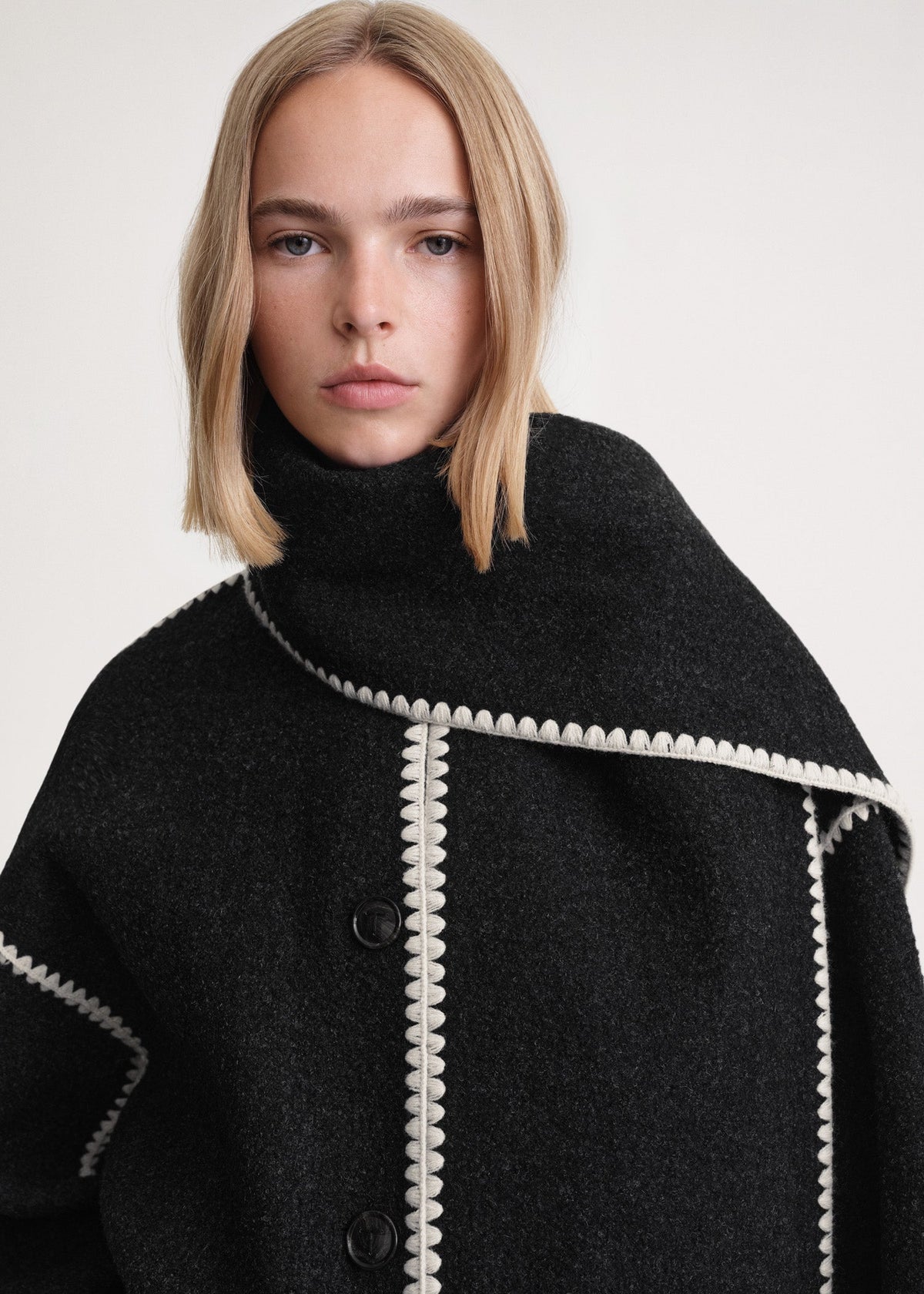Bloom ™ |  Luxe Sjaal Jas - Aurora Classics