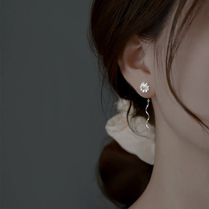 Pendientes de cadena con margaritas dulces